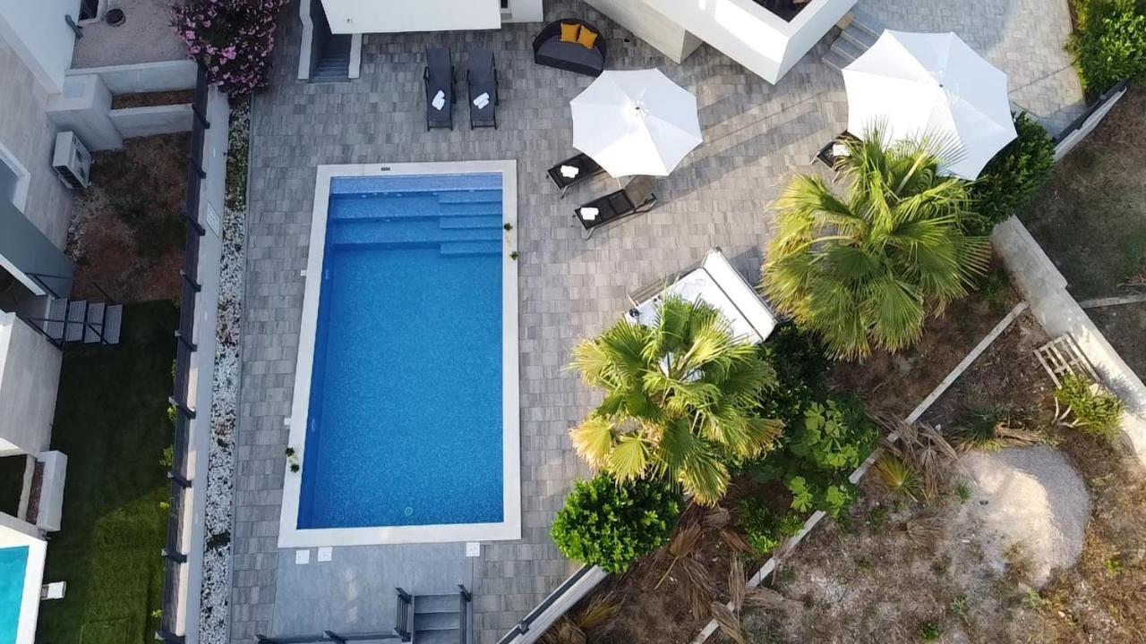 Apartments Pool Villa Aldura Novalja Eksteriør bilde